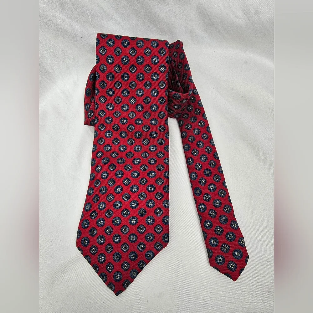 Robert Talbott for Jarrods Hand Sewn Finest Silk Preppy Geometric Neck Tie